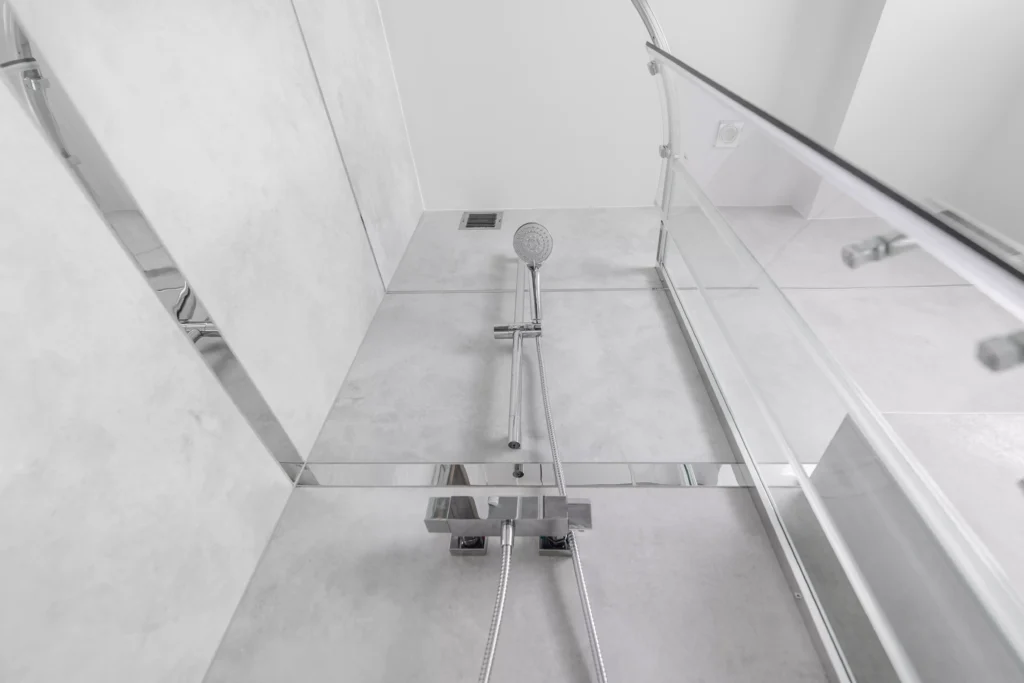 comment couper une colonne de douche ?